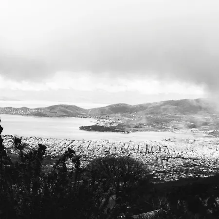 Ntona * 마크리니차