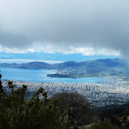 Ntona 마크리니차