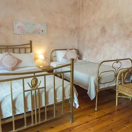 Ntona 마크리니차